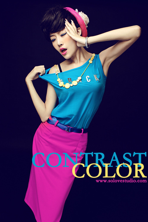 ӾCONTRAST COLOR